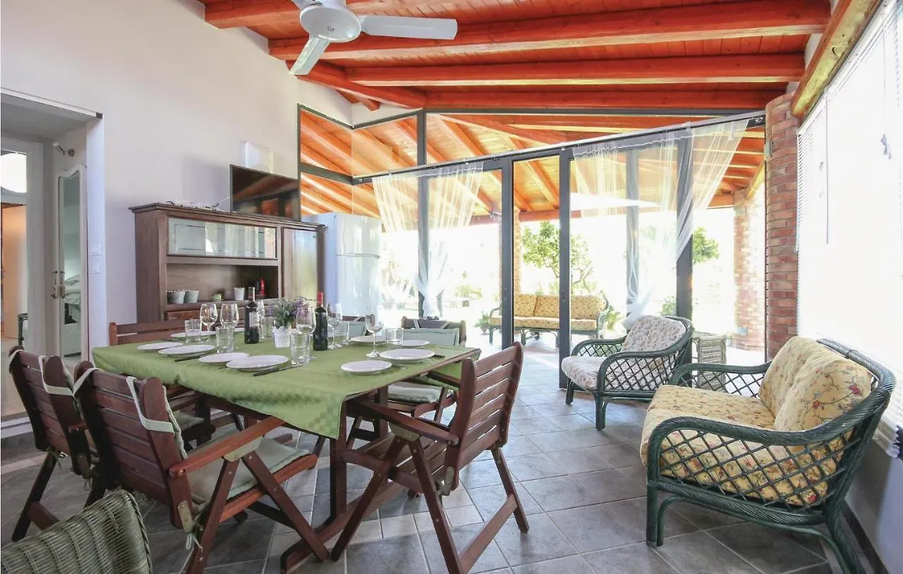 Vento Di Mare Villa Porto Palo 0*,  Italy